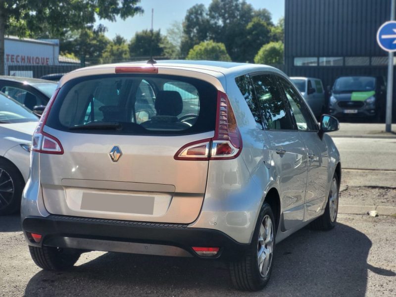 RENAULT SCENIC 1.5 DCI 110 cv - Boite auto - Garantie 12 mois - Expression