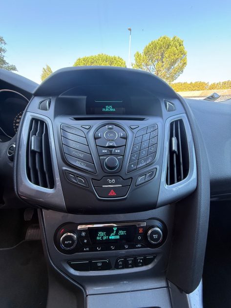 FORD FOCUS 1.0 SCTi 125ch ECOBOOST TREND - FAIBLE KM - 