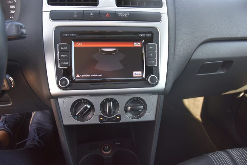 VOLKSWAGEN POLO 2012