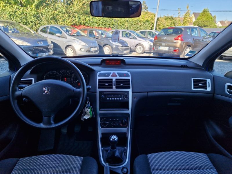 PEUGEOT 307 1.6L i 110cv CONFORT PACK *CLIM / Révisée&Garantie