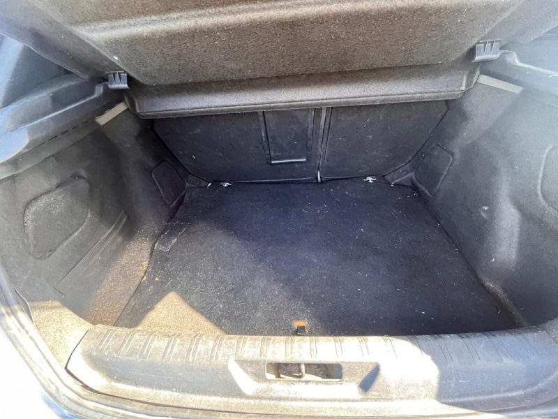 PEUGEOT 308 1.6 BLUEHDI 120CH BUSINESS PACK - GARANTIE 3 MOIS 