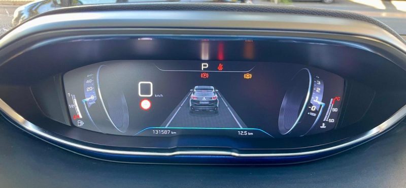 PEUGEOT 3008 1.5 BlueHDI 130 ALLURE EAT8 **1ère MAIN**