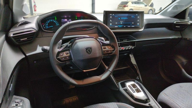 Peugeot 208 Hybrid 100 e-dcs6 style