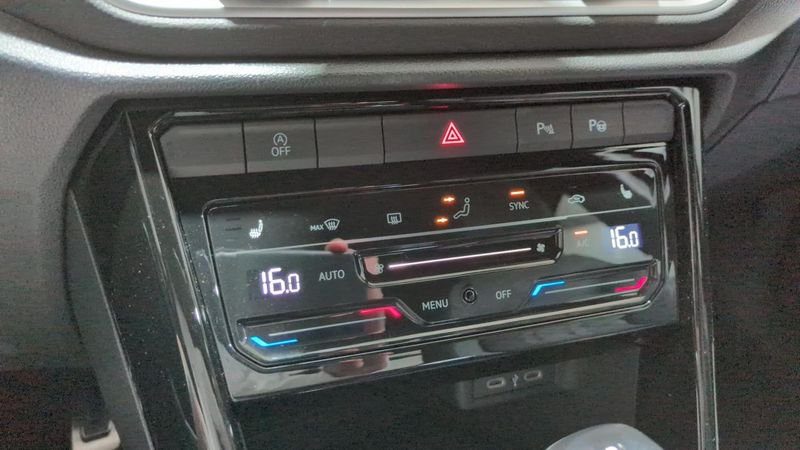 Volkswagen T-Roc 1.5 tsi evo2 150 start/stop dsg7 r-line edition + hayon mains libres + sieges chauffants