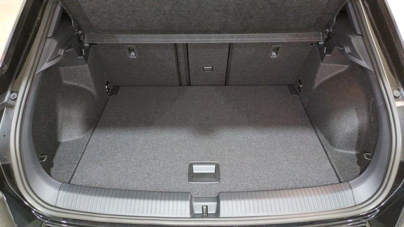 Volkswagen T-Roc 1.5 tsi evo2 150 start/stop dsg7 r-line edition + hayon mains libres + sieges chauffants