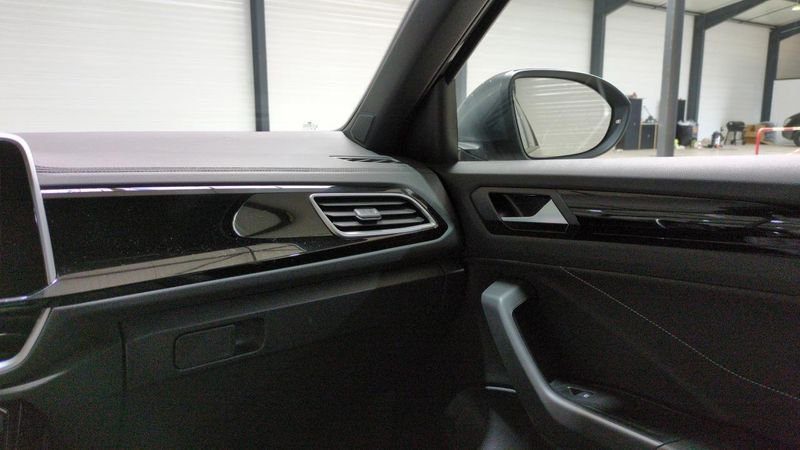 Volkswagen T-Roc 1.5 tsi evo2 150 start/stop dsg7 r-line edition + hayon motorise + sieges chauffants