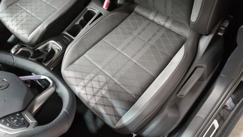 Volkswagen T-Roc 1.5 tsi evo2 150 start/stop dsg7 r-line edition + hayon motorise + sieges chauffants