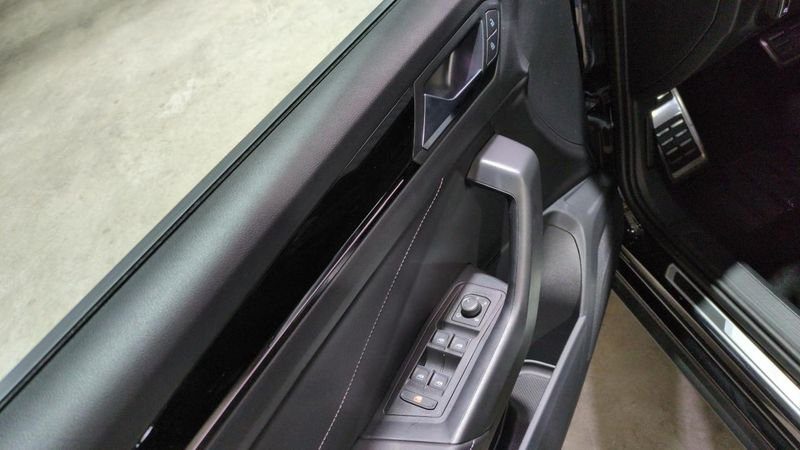 Volkswagen T-Roc 1.5 tsi evo2 150 start/stop dsg7 r-line edition + matrix led + sieges chauffants