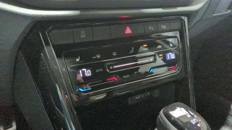 Volkswagen T-Roc 1.5 tsi evo2 150 start/stop dsg7 r-line edition + matrix led + sieges chauffants