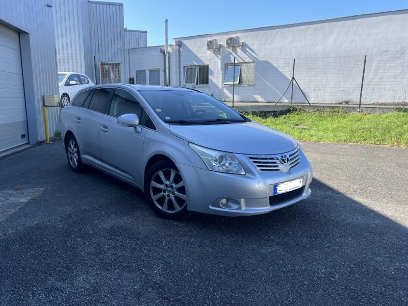 TOYOTA AVENSIS 2009