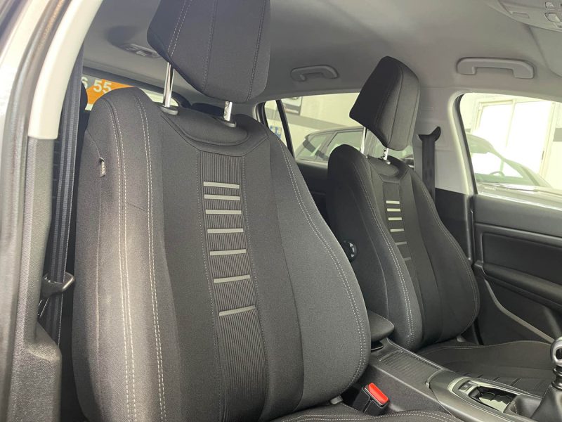 PEUGEOT 308 SEULEMENT 42800 KMS 1.6 e-HDi FAP 115ch ALLURE 1ERE MAIN GARANTIE 12 MOIS