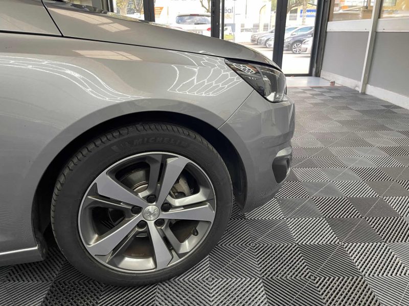 PEUGEOT 308 SEULEMENT 42800 KMS 1.6 e-HDi FAP 115ch ALLURE 1ERE MAIN GARANTIE 12 MOIS