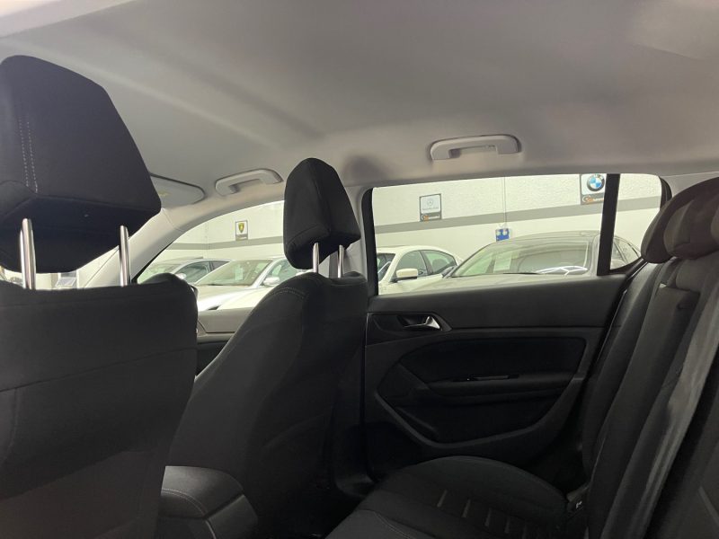 PEUGEOT 308 SEULEMENT 42800 KMS 1.6 e-HDi FAP 115ch ALLURE 1ERE MAIN GARANTIE 12 MOIS