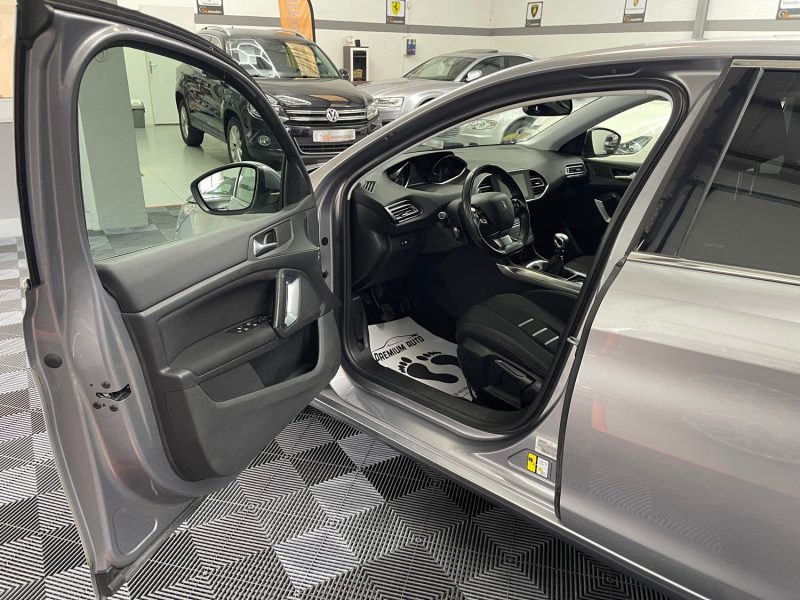 PEUGEOT 308 SEULEMENT 42800 KMS 1.6 e-HDi FAP 115ch ALLURE 1ERE MAIN GARANTIE 12 MOIS