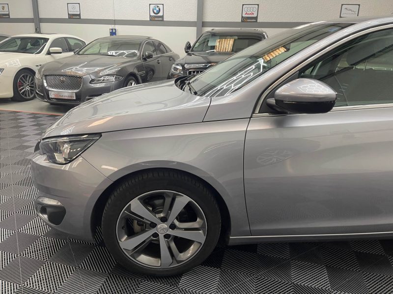 PEUGEOT 308 SEULEMENT 42800 KMS 1.6 e-HDi FAP 115ch ALLURE 1ERE MAIN GARANTIE 12 MOIS