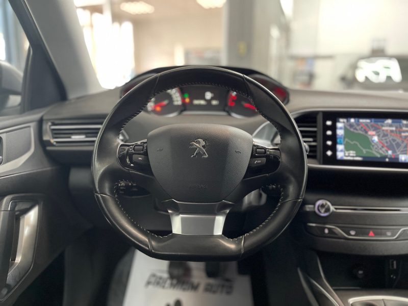 PEUGEOT 308 SEULEMENT 42800 KMS 1.6 e-HDi FAP 115ch ALLURE 1ERE MAIN GARANTIE 12 MOIS