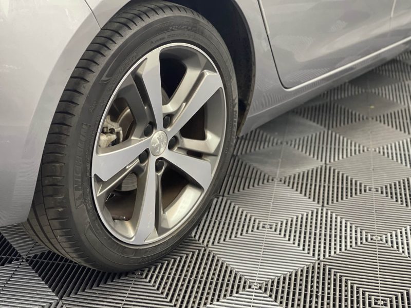 PEUGEOT 308 SEULEMENT 42800 KMS 1.6 e-HDi FAP 115ch ALLURE 1ERE MAIN GARANTIE 12 MOIS