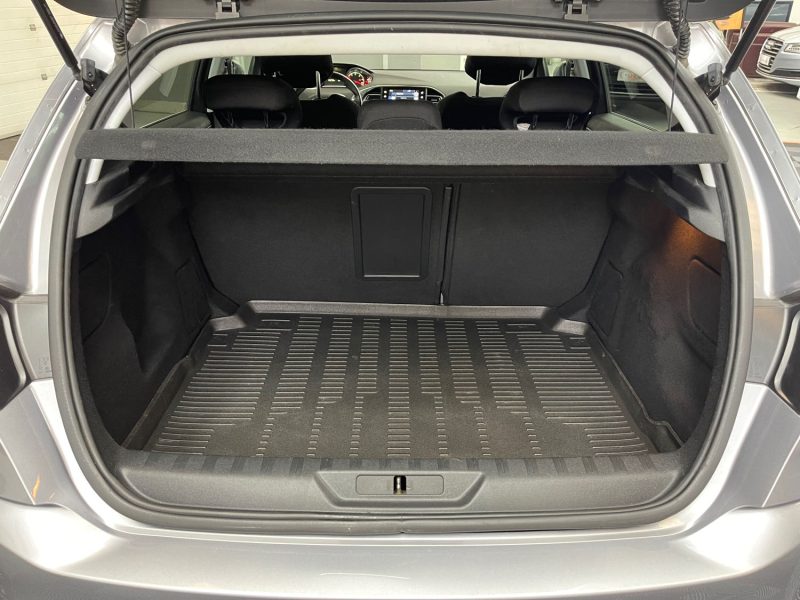 PEUGEOT 308 SEULEMENT 42800 KMS 1.6 e-HDi FAP 115ch ALLURE 1ERE MAIN GARANTIE 12 MOIS