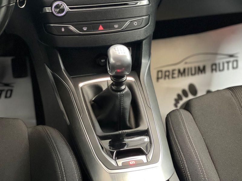 PEUGEOT 308 SEULEMENT 42800 KMS 1.6 e-HDi FAP 115ch ALLURE 1ERE MAIN GARANTIE 12 MOIS