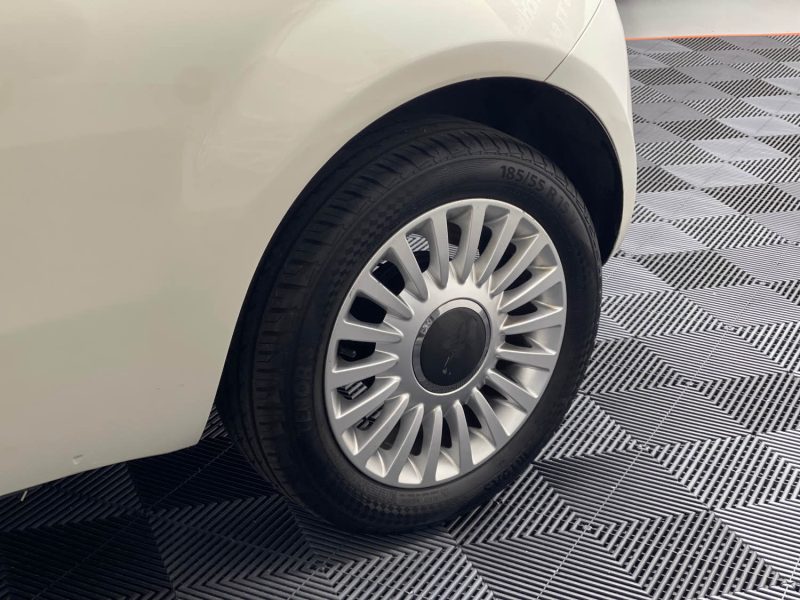 FIAT 500 SEULEMENT 45000KMS 0.9 8V TWINAIR 85ch S&S DUALOGIC LOUNGE BOITE AUTO GARANTIE 12 MOIS 