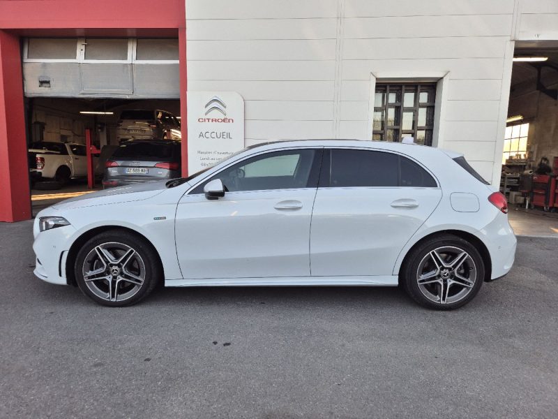 MERCEDES CLASSE A IV A250 E AMG LINE