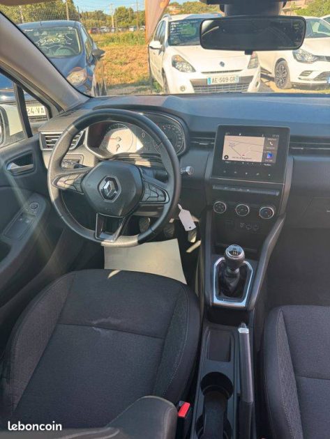 RENAULT CLIO 2019
