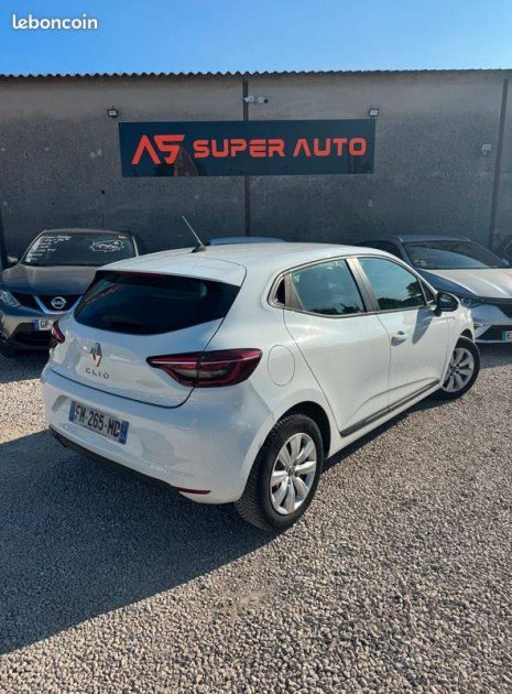 RENAULT CLIO 2019