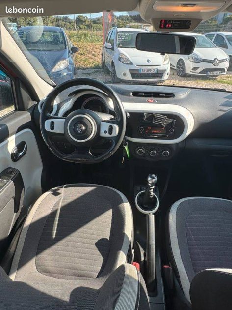 RENAULT TWINGO 2018