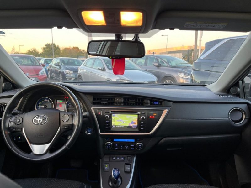 TOYOTA AURIS TOURING SPORT 1.8 HYBRID DESIGN 136H