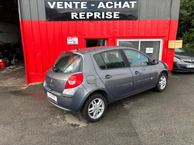 RENAULT CLIO 2008
