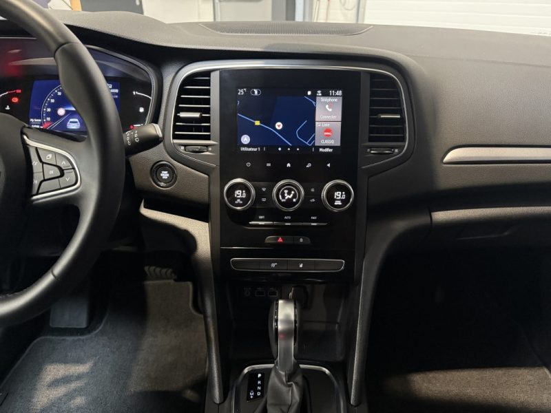 RENAULT MEGANE 4 1.5 Blue dCi 115ch LIMITED EDC 7 (PHASE 2) / SUIVI RENAULT 