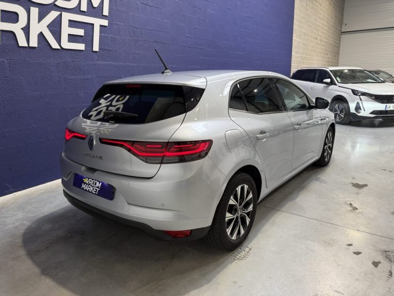 RENAULT MEGANE 4 1.5 Blue dCi 115ch LIMITED EDC 7 (PHASE 2) / SUIVI RENAULT 