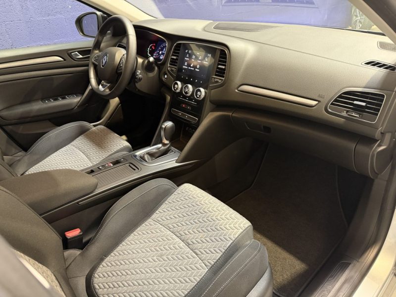 RENAULT MEGANE 4 1.5 Blue dCi 115ch LIMITED EDC 7 (PHASE 2) / SUIVI RENAULT 