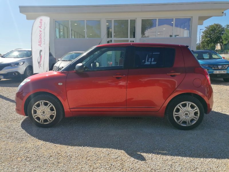SUZUKI Swift - 90ch essence