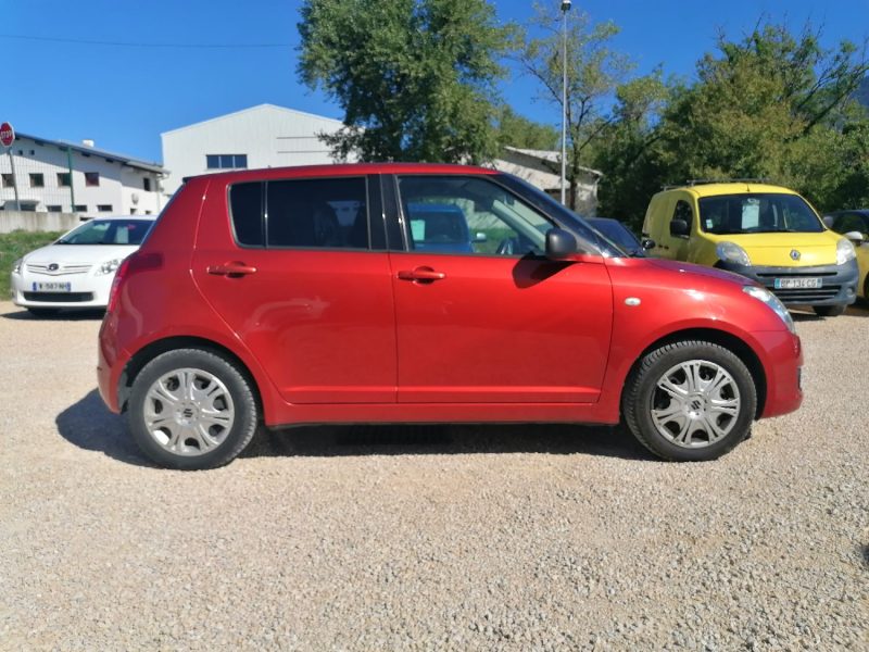 SUZUKI Swift - 90ch essence