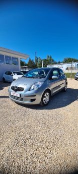 TOYOTA Yaris - 90ch essence