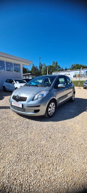 TOYOTA Yaris - 90ch essence