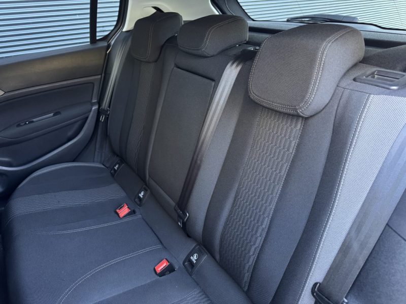 PEUGEOT 308 1.2 Puretech 110ch Style - Distribution Ok