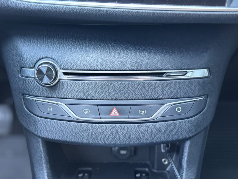 PEUGEOT 308 1.2 Puretech 110ch Style - Distribution Ok