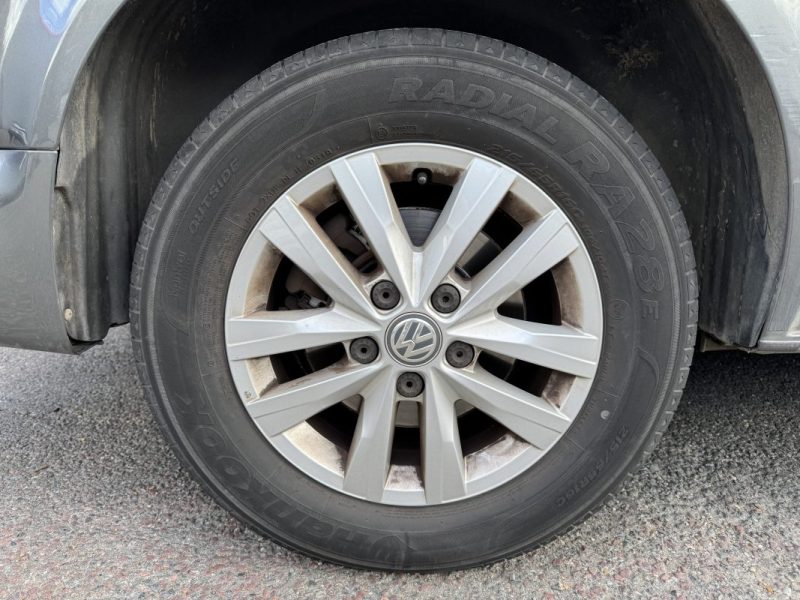 VOLKSWAGEN Caravelle 2.0 TDI Court DSG7 150 cv Confortline - Sièges Cuir Chauffants