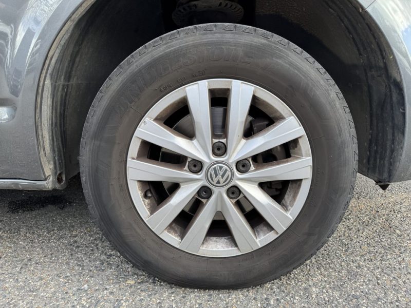VOLKSWAGEN Caravelle 2.0 TDI Court DSG7 150 cv Confortline - Sièges Cuir Chauffants