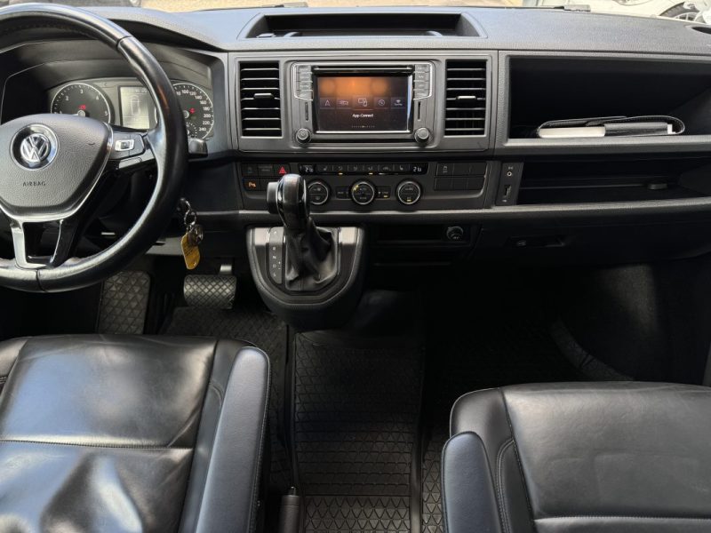 VOLKSWAGEN Caravelle 2.0 TDI Court DSG7 150 cv Confortline - Sièges Cuir Chauffants