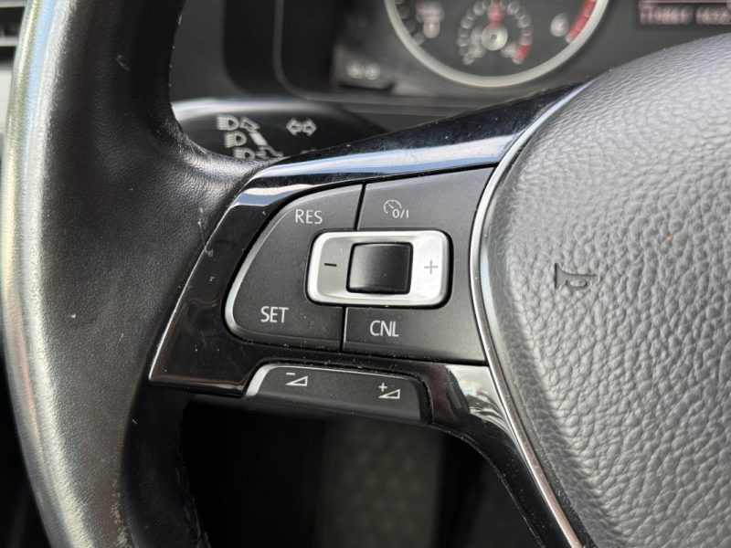 VOLKSWAGEN Caravelle 2.0 TDI Court DSG7 150 cv Confortline - Sièges Cuir Chauffants