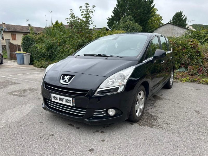 PEUGEOT 5008 1.6 HDi 112cv Premium