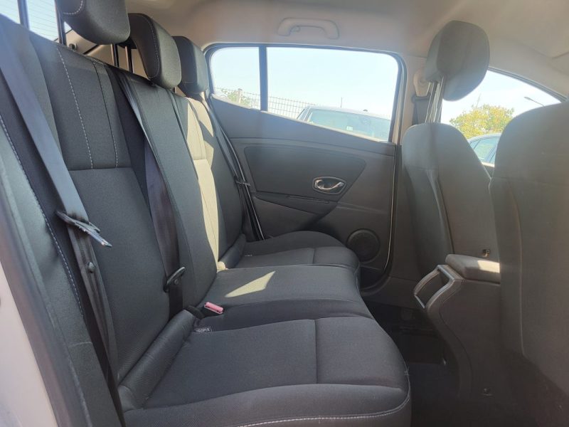 RENAULT MEGANE  3 1.5 DCi 110 cv - Garantie 12 mois - Authentique