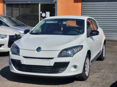 RENAULT MEGANE  3 1.5 DCi 110 cv - Garantie 12 mois - Authentique