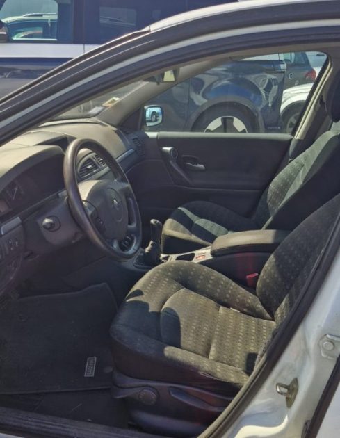 RENAULT LAGUNA II PACK AUTHENTIQUE 1.6 16V ESSENCE 2005