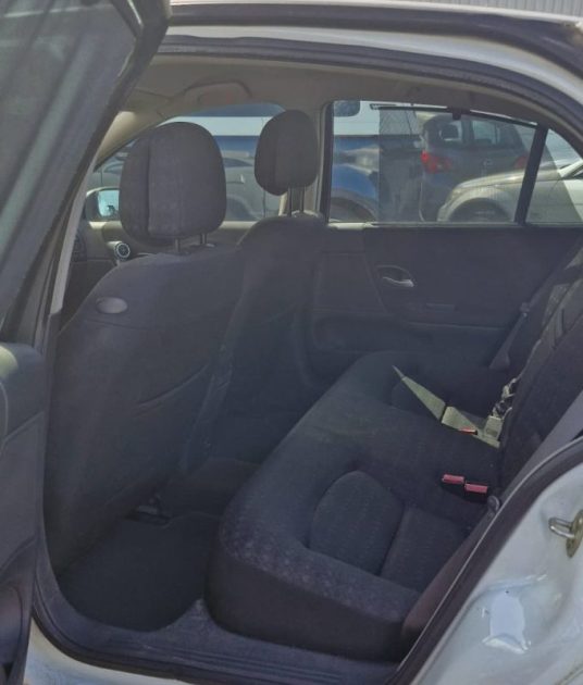 RENAULT LAGUNA II PACK AUTHENTIQUE 1.6 16V ESSENCE 2005