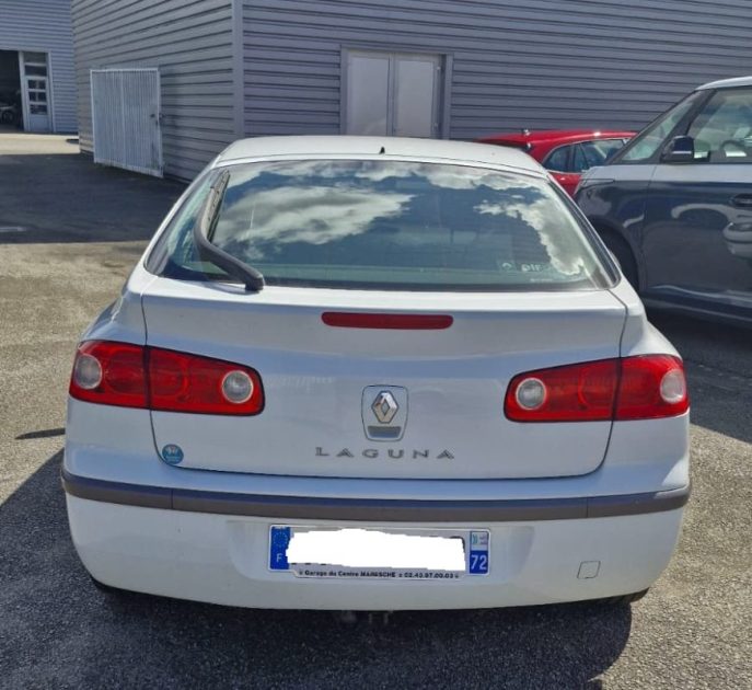 RENAULT LAGUNA II PACK AUTHENTIQUE 1.6 16V ESSENCE 2005