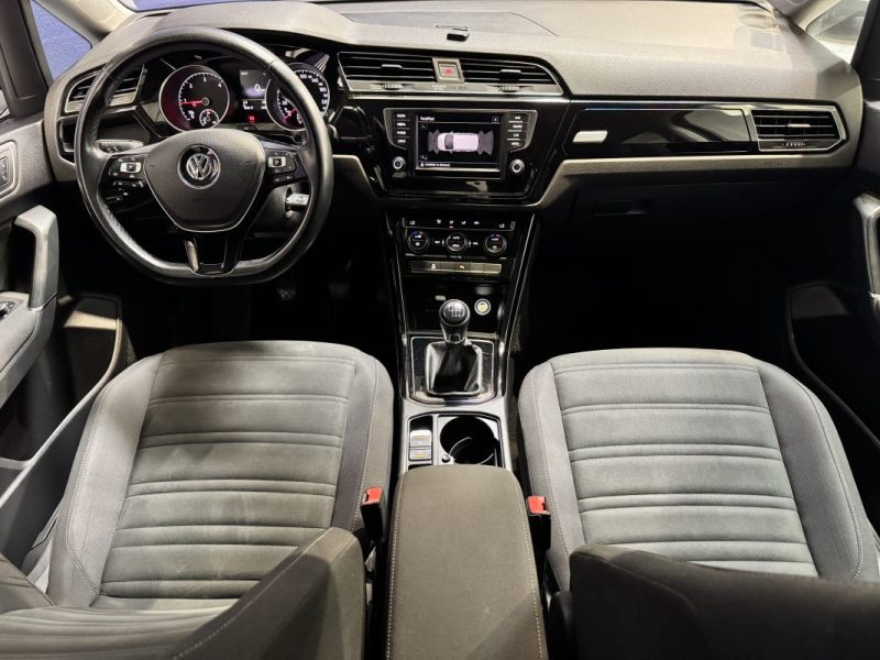 VOLKSWAGEN TOURAN 2.0 TDI 150ch HIGHLINE 7 PL - DISTRI OK - SUIVI COMPLET 